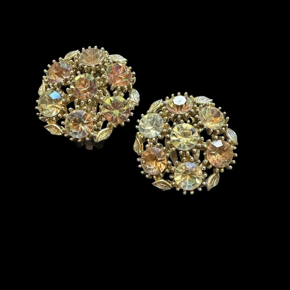 VTG Lisner clip on earrings sparkle pink clear flower rhinestone cluster